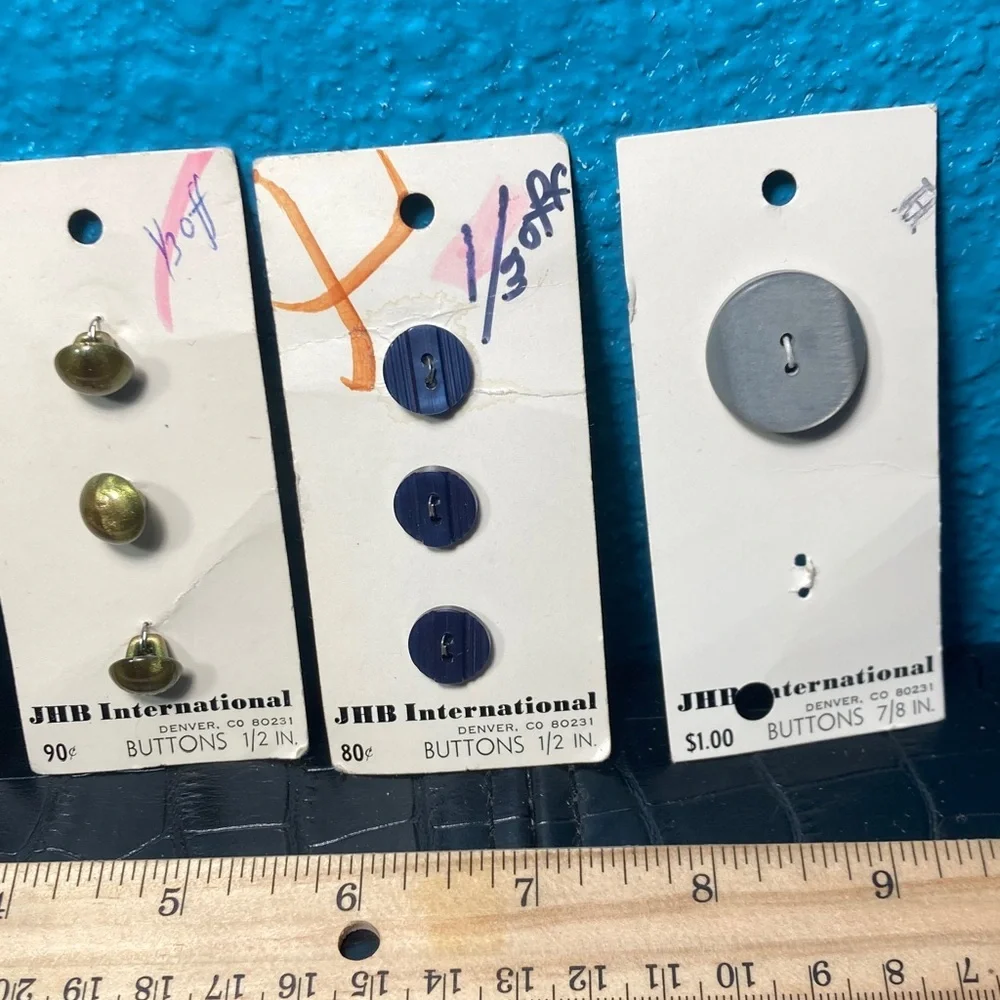 5 for $10: Vintage JHB‎ International Assorted Buttons ©️ 1983